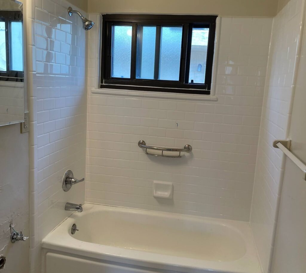 Choosing the best shower tub combo from American Bath.